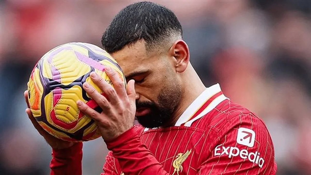 تأكيد انتقال صلاح.. بديل كريم بنزيما في الدوري السعودي